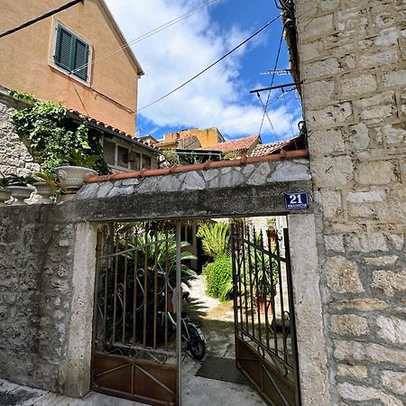 Grgur Studio Apartments Split Exterior foto